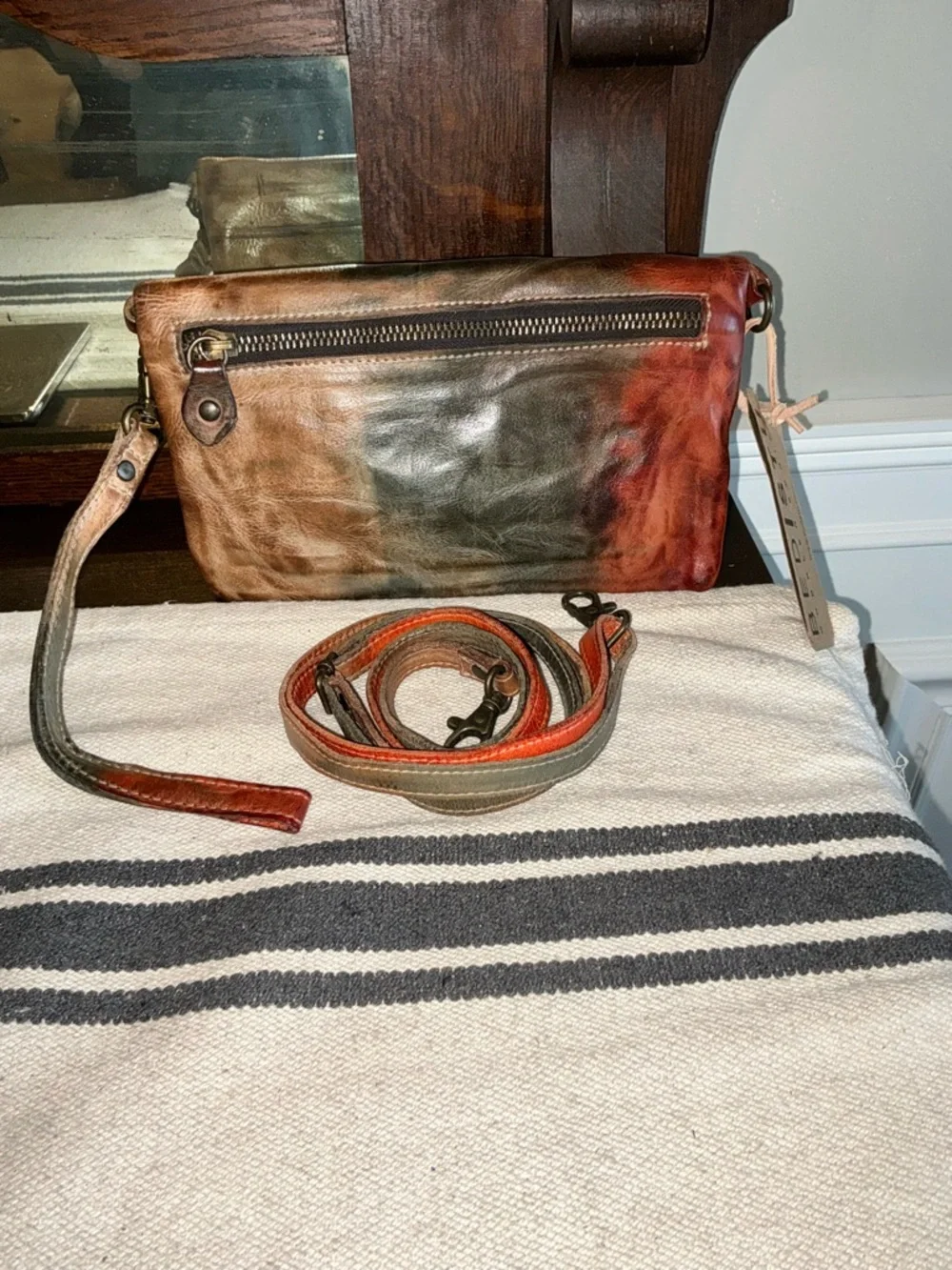 NWT Bed Stu Cadence Wallet Wristlet Crossbody Bag Cool Sangria MSRP $200 - Picture 2 of 13